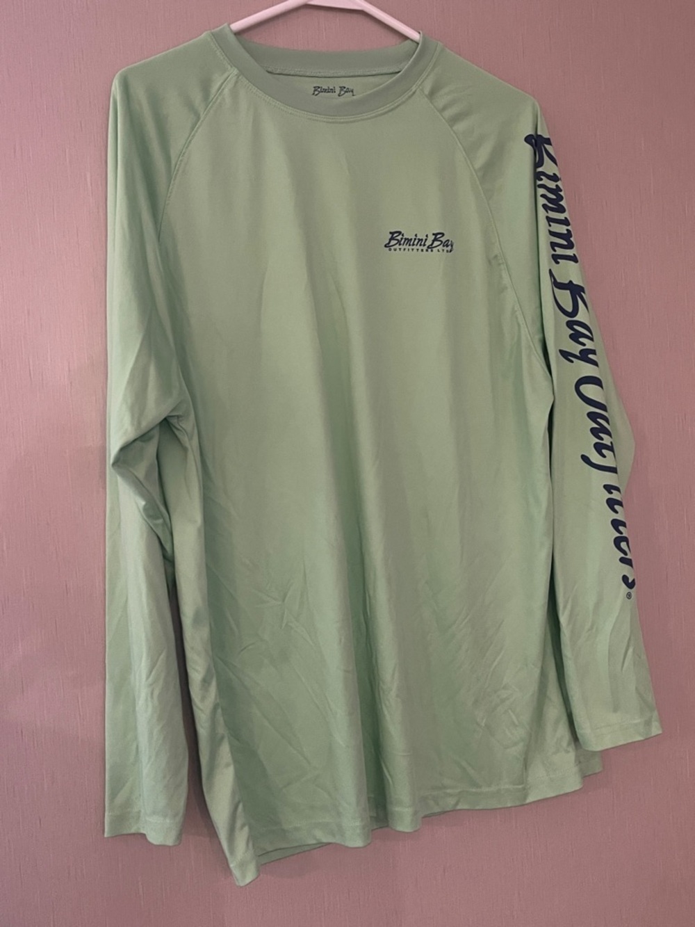Bimini Bay medium Performance Long Sleeve Tee Green Navy fish graphic